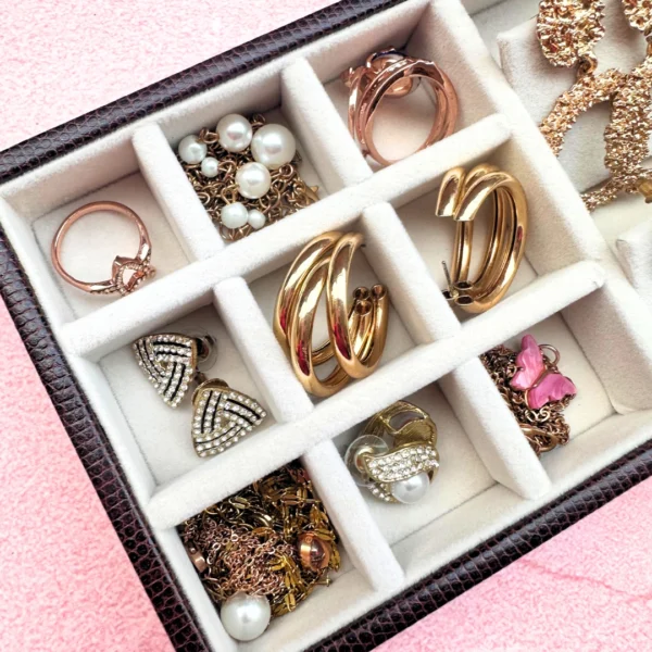 Grids and Earrings Tray - Image 6