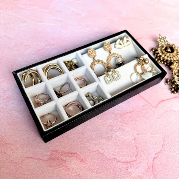Grids and Earrings Tray - Image 8
